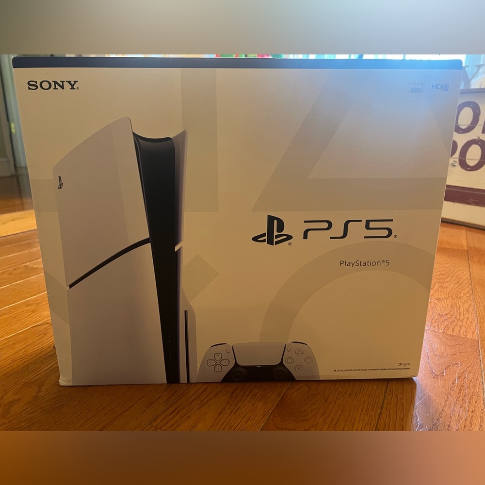 New Item! Sealed Box! Sony PS5 Console - Black and White 1TB CFI-2015 - Picture 3 of 16